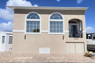 1313 Nettles Blvd, Jensen Beach, FL 34957 - Photo 1