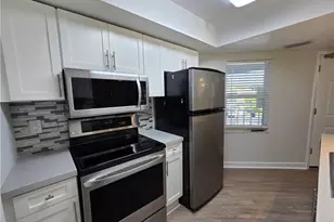 3206 SE Aster Ln, Stuart, FL 34994 - Photo 9