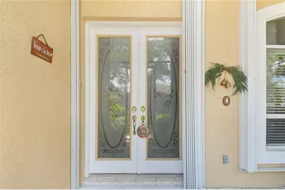 566 NW Lambrusco Drive, Port Saint Lucie, FL 34986 - Photo 7