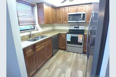 421 SW South River Drive #107, Stuart, FL 34997 - Photo 3