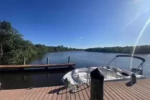 421 SW South River Dr, Stuart, FL 34997 - Photo 25