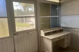 6311 Dogwood Ln, Lantana, FL 33462 - Photo 13