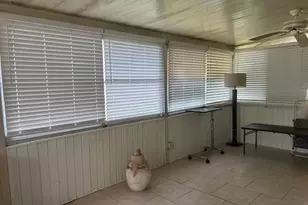 6311 Dogwood Ln, Lantana, FL 33462 - Photo 11