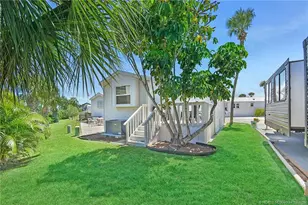 10725 S Ocean Dr, Jensen Beach, FL 34957 - Photo 3