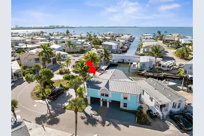 1084 Nettles Boulevard, Jensen Beach, FL 34957 - Photo 3