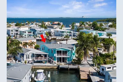 1084 Nettles Boulevard, Jensen Beach, FL 34957 - Photo 11