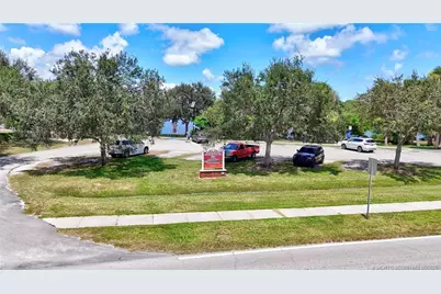 2495 SE Ruskin Drive, Port Saint Lucie, FL 34952 - Photo 9