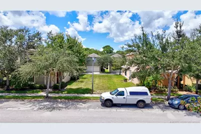 2495 SE Ruskin Drive, Port Saint Lucie, FL 34952 - Photo 3