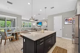 516 SE Villandry Way, Port Saint Lucie, FL 34984 - Photo 17