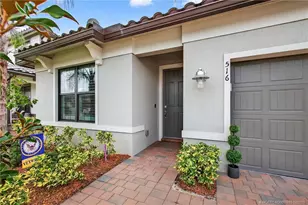 516 SE Villandry Way, Port Saint Lucie, FL 34984 - Photo 3