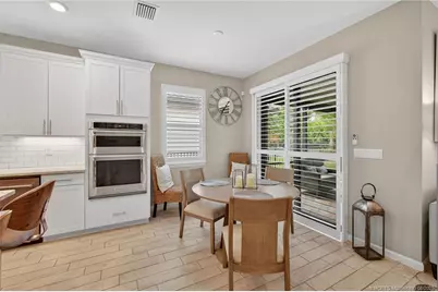 516 SE Villandry Way, Port Saint Lucie, FL 34984 - Photo 11