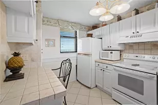 9940 S Ocean Dr, Jensen Beach, FL 34957 - Photo 5