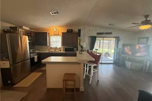 7102 SE Yellowood Ln, Stuart, FL 34994 - Photo 3