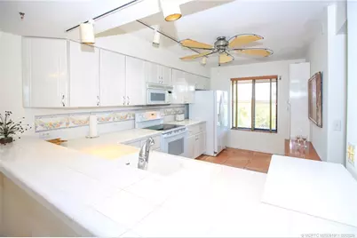 4540 NE Sandpebble Trace #406, Stuart, FL 34996 - Photo 7