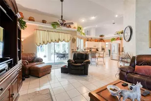 1171 SE Buttonwood Cir, Stuart, FL 34997 - Photo 15