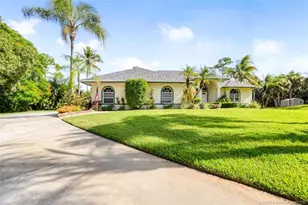 1171 SE Buttonwood Cir, Stuart, FL 34997 - Photo 3