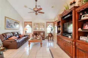 1171 SE Buttonwood Cir, Stuart, FL 34997 - Photo 17