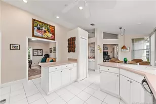 2201 NW Seagrass Dr, Palm City, FL 34990 - Photo 7