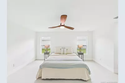 8575 100th Avenue, Vero Beach, FL 32967 - Photo 21