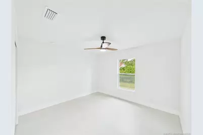 8575 100th Avenue, Vero Beach, FL 32967 - Photo 29