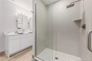 41 SW Seminole St, Stuart, FL 34994 - Photo 17