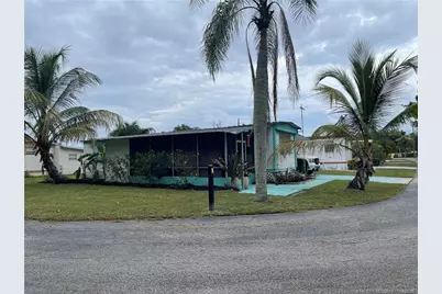 5400 SE Jack Avenue #N20, Stuart, FL 34997 - Photo 3