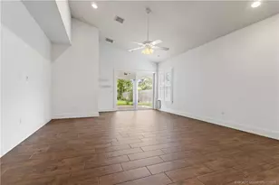 942 SW 27th St, Palm City, FL 34990 - Photo 9