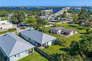 942 SW 27th St, Palm City, FL 34990 - Photo 49