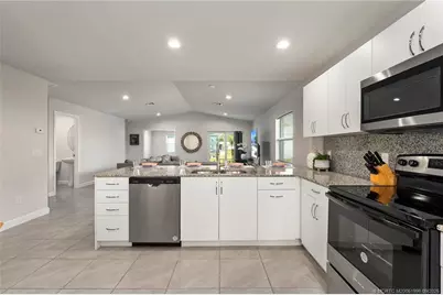 4 La Paloma Lane, Port Saint Lucie, FL 34952 - Photo 9