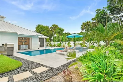 121 Eden Creek Lane, Jensen Beach, FL 34957 - Photo 11