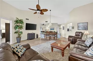 6110 SE Martinique Dr, Stuart, FL 34997 - Photo 7