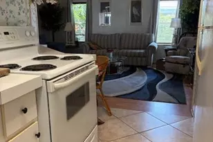 7061 SE Birchwood Ln, Stuart, FL 34997 - Photo 7