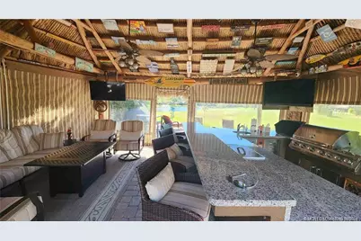 467 NW Sandtrap Lane, Port Saint Lucie, FL 34986 - Photo 9