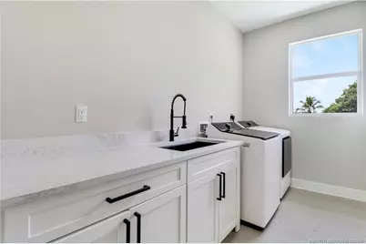 1023 NE Orange Avenue, Jensen Beach, FL 34957 - Photo 55