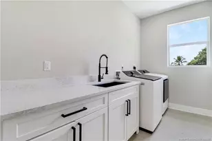 1023 NE Orange Ave, Jensen Beach, FL 34957 - Photo 55