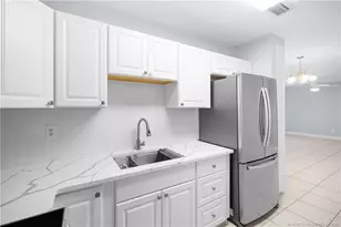 333 SE Martin Ave, Stuart, FL 34996 - Photo 9