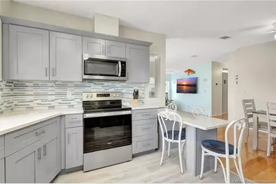 511 Nettles Boulevard, Jensen Beach, FL 34957 - Photo 19