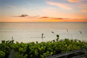 1025 NE Doubloon Dr, Stuart, FL 34996 - Photo 9