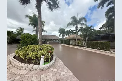 105 NW Boundary Drive, Port Saint Lucie, FL 34986 - Photo 3