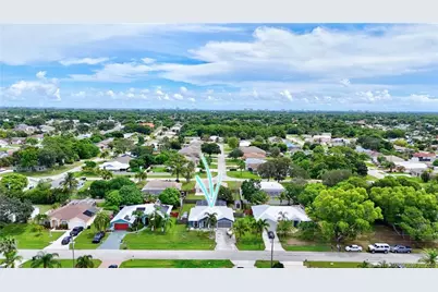 2077 SE Camden Street, Port Saint Lucie, FL 34952 - Photo 29