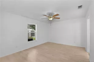 2077 SE Camden St, Port Saint Lucie, FL 34952 - Photo 15