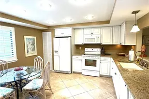 5172 SE Club Way, Stuart, FL 34997 - Photo 7