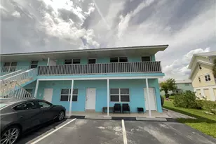 661 Hernando St, Fort Pierce, FL 34949 - Photo 1