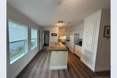 4452 SE Sweetwood Way, Stuart, FL 34997 - Photo 3