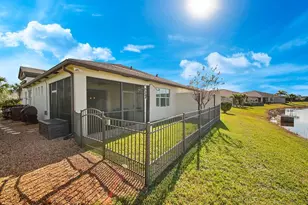 11200 SW Winding Lakes Circle, Port Saint Lucie, FL 34987 - Photo 7