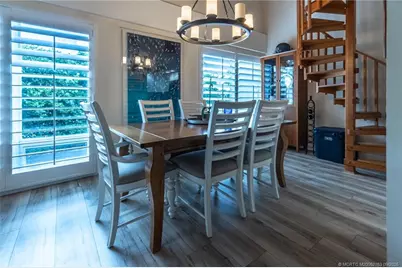 245 NE Macarthur Boulevard #18, Stuart, FL 34996 - Photo 5