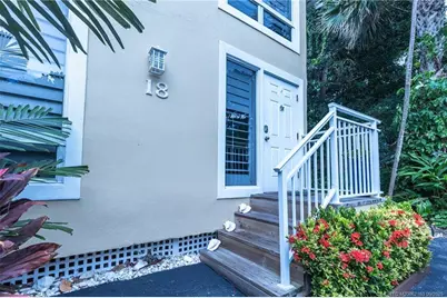 245 NE Macarthur Boulevard #18, Stuart, FL 34996 - Photo 15