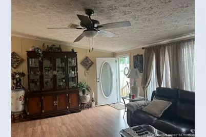 2401 NW 21st Terrace, Boynton Beach, FL 33436 - Photo 9