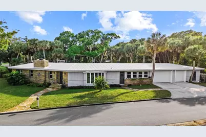 1001 S 11th Street, Fort Pierce, FL 34950 - Photo 1