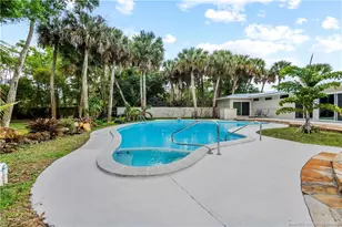 1001 S 11th St, Fort Pierce, FL 34950 - Photo 45